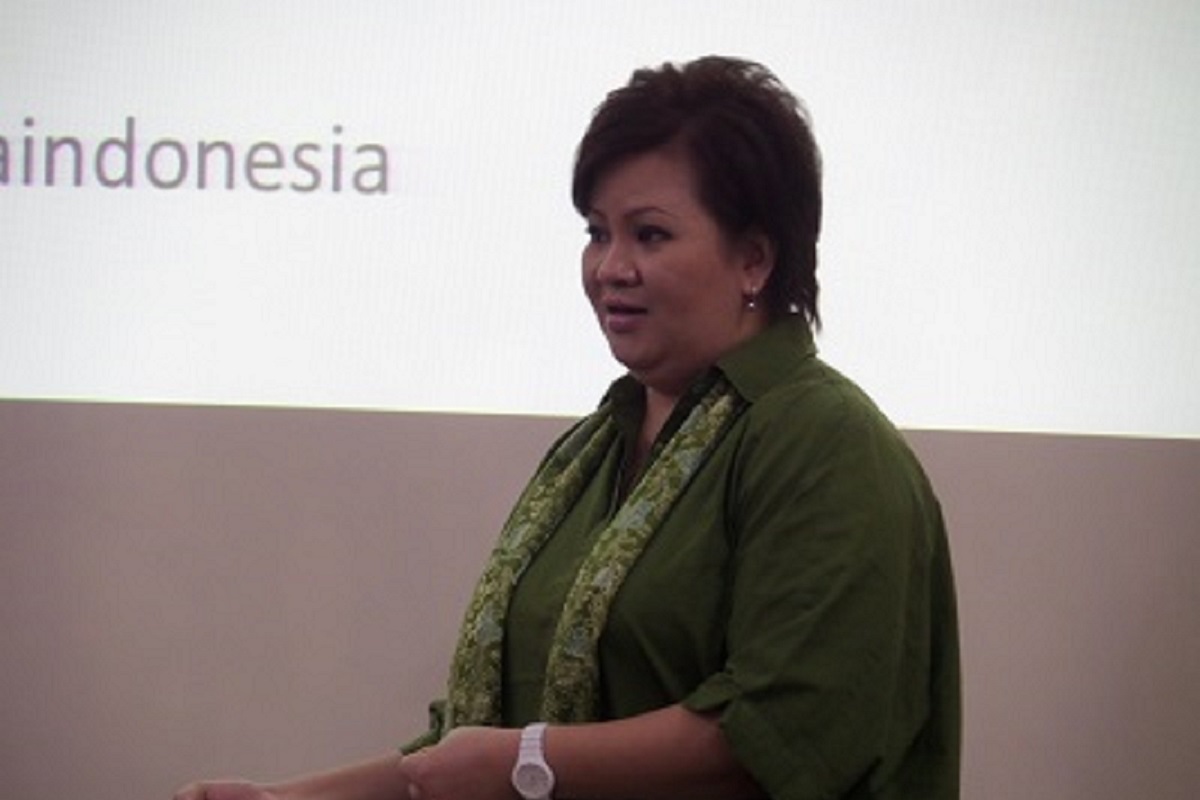 1599747406-833Gina-Web.jpg